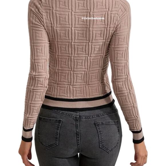 #T76 Elegant Scoop Neck Sweater Trim Long Sleeve Pearl Like Buttons SZ L $59 - Picture 4 of 14